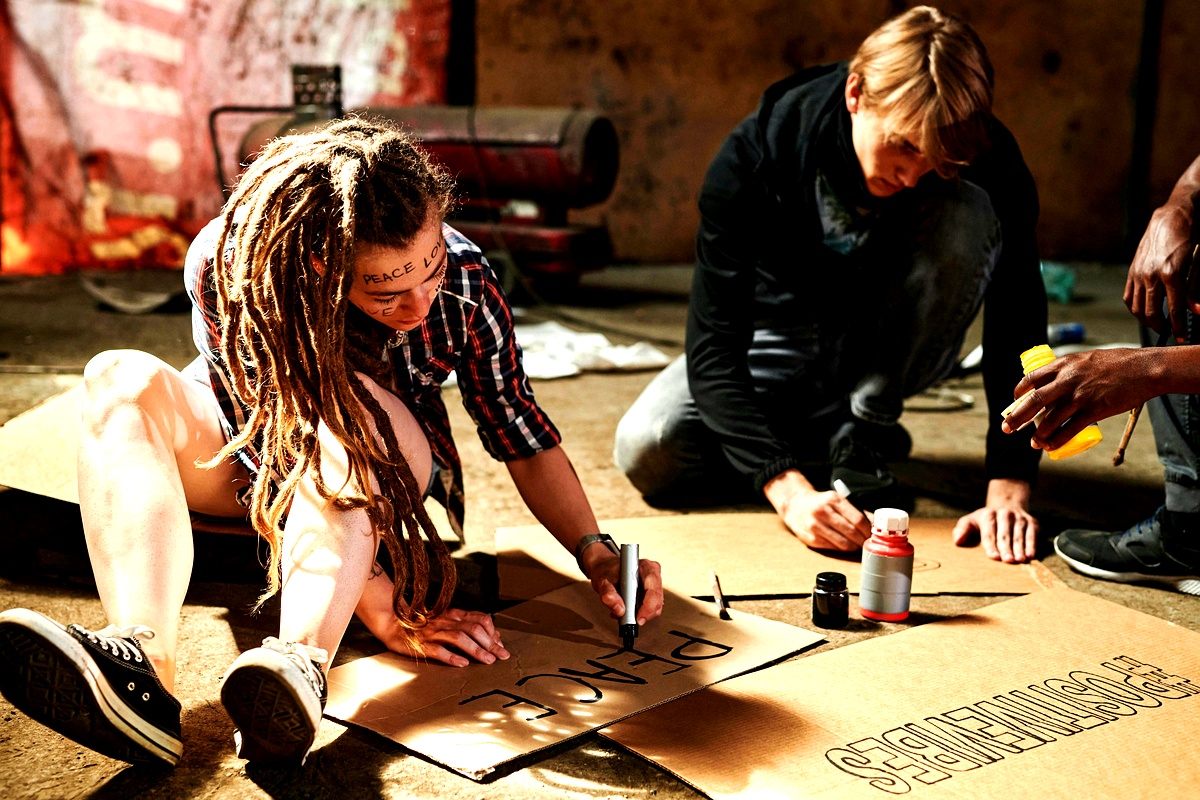 استراتيجيات مبتكرة لتعزيز المشاركة السياسية للشباب